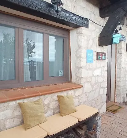 La Grande Holiday home Grajera